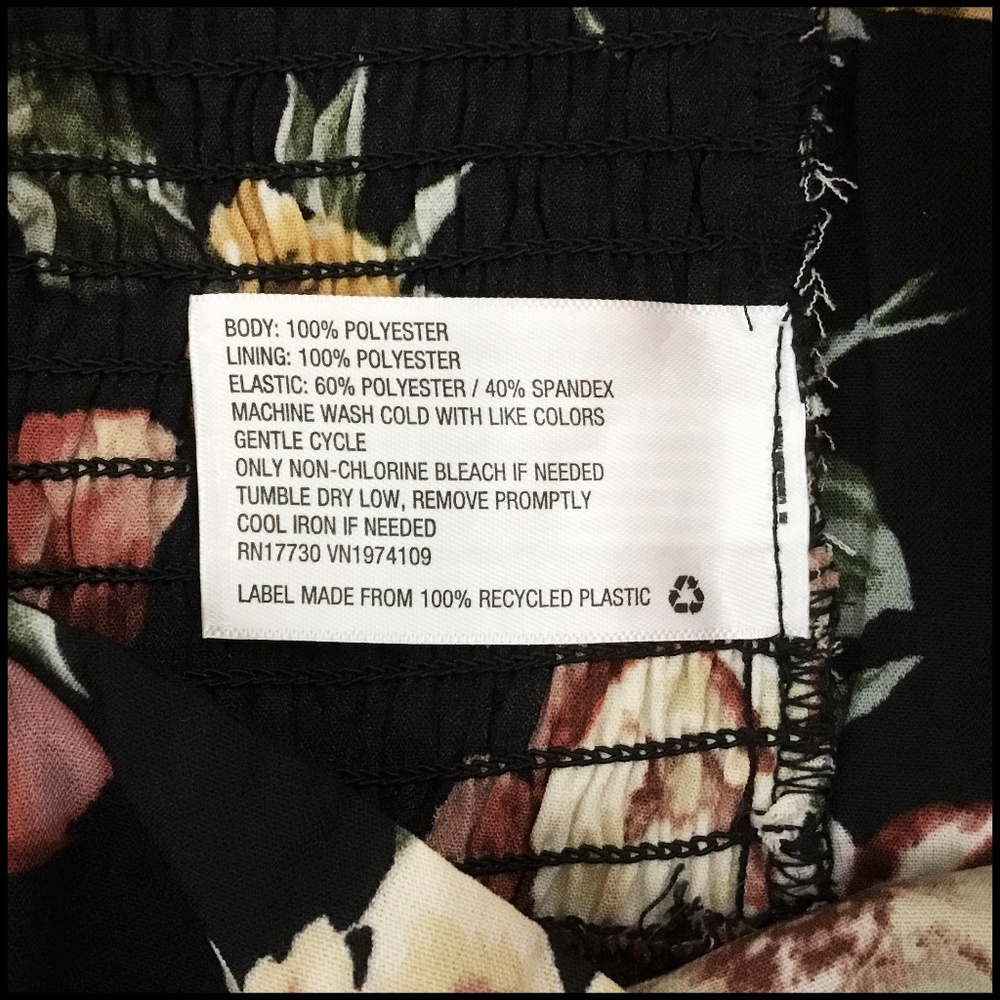 NWOT Wild Fable Juniors Black Floral Crop Top - Picture 6 of 6